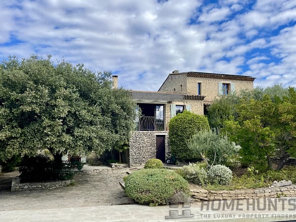 5 Bedroom Villa/House in Goult 7