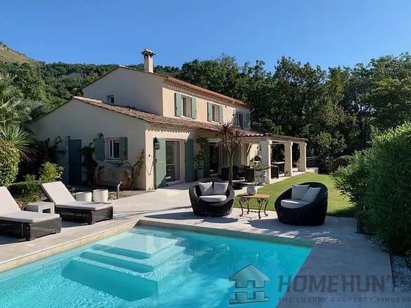 6 Bedroom Villa/House in Tourrettes Sur Loup 30