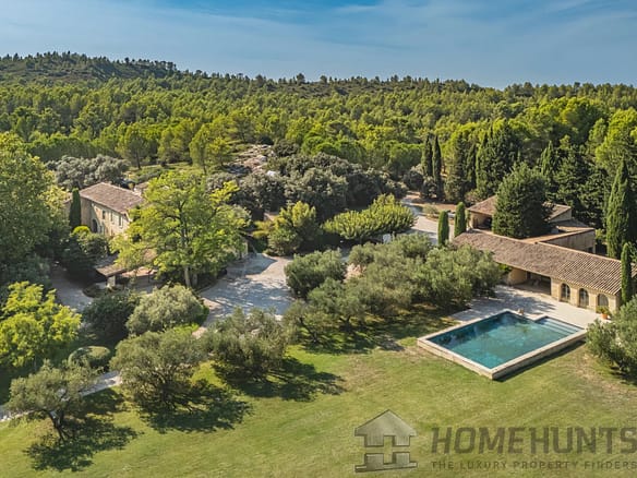 7 Bedroom Villa/House in St Remy De Provence 24