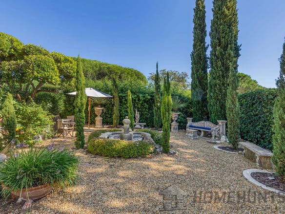 4 Bedroom Villa/House in La Croix Valmer 20