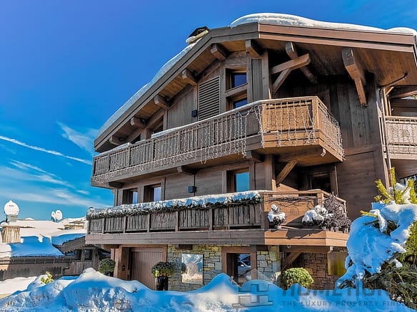 5 Bedroom Chalet in Courchevel 26