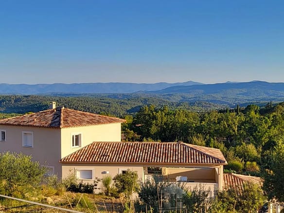 4 Bedroom Villa/House in Lorgues 32