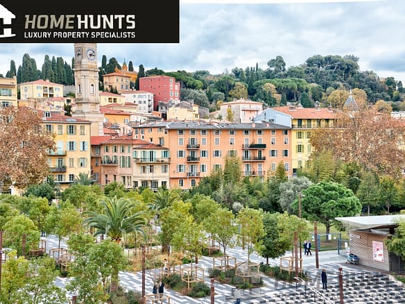 6 Bedroom Apartment in Nice 28