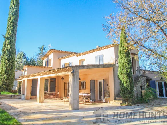 3 Bedroom Villa/House in Tourrettes 16