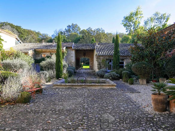 25 Bedroom Hotels/gites in Uzes 2