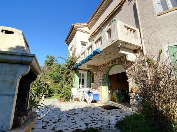 4 Bedroom Villa/House in Vence 12