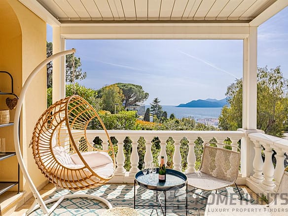 5 Bedroom Villa/House in Cannes 12