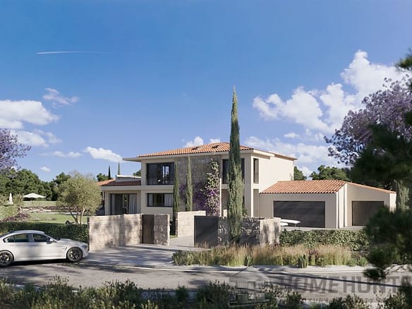 4 Bedroom Villa/House in Tourrettes 9