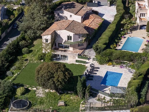 7 Bedroom Villa/House in Cannes 6