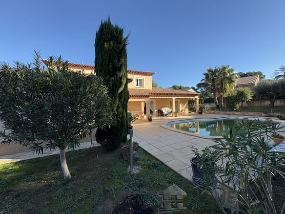 3 Bedroom Villa/House in Six Fours Les Plages 5