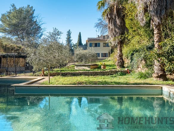 4 Bedroom Villa/House in Aubagne 3