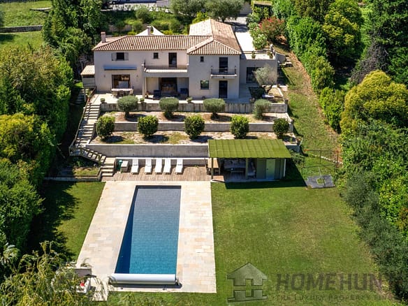 6 Bedroom Villa/House in St Paul 9