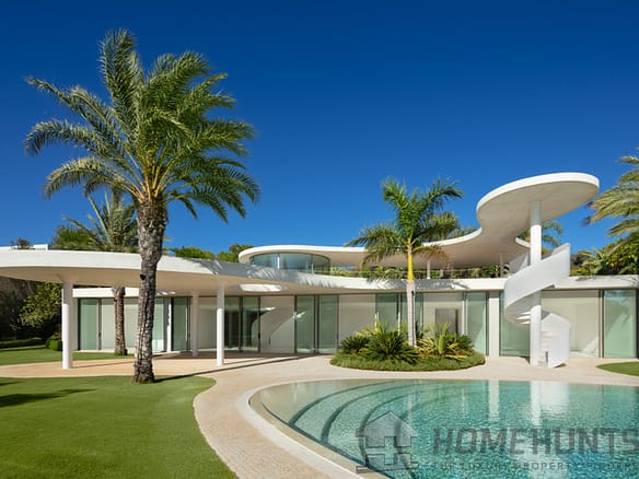 4 Bedroom Villa/House in Casares 7