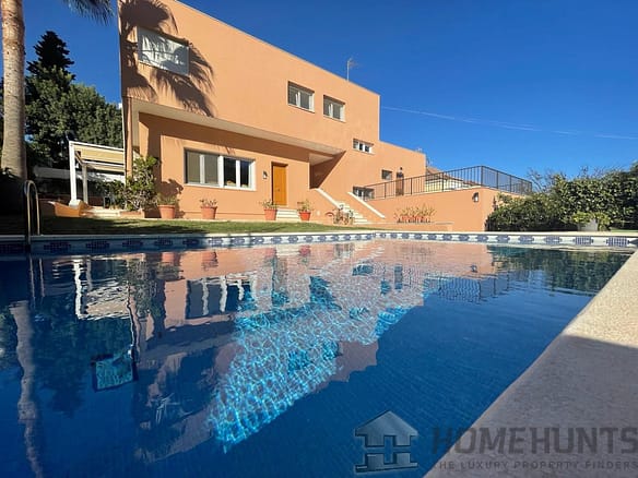 8 Bedroom Villa/House in Malaga 3