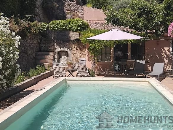 4 Bedroom Villa/House in Cotignac 9