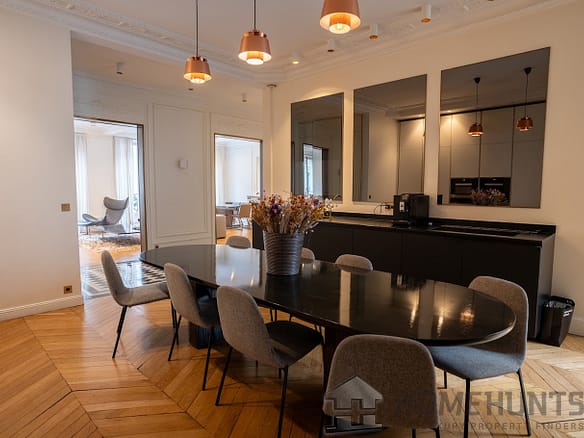 4 Bedroom Apartment in Paris 17th (Monceau - Batignolles -Ternes) 32