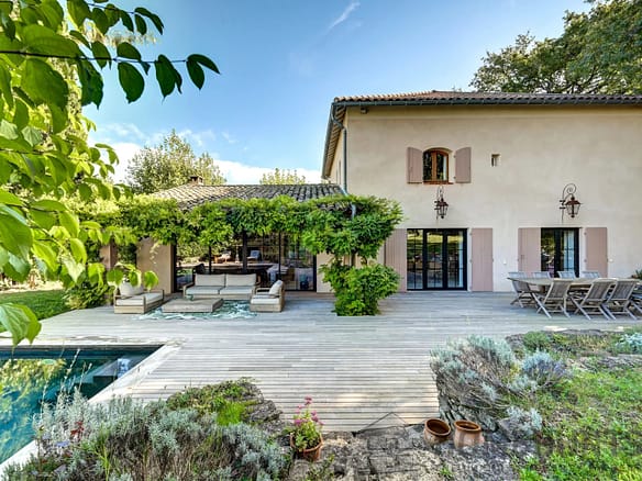 5 Bedroom Villa/House in Aix En Provence 18