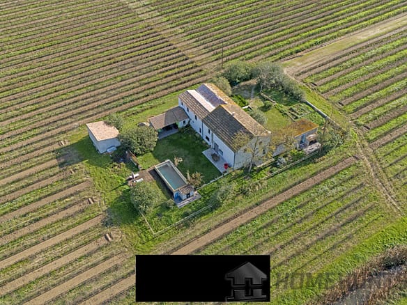 6 Bedroom Villa/House in Aigues Mortes 36
