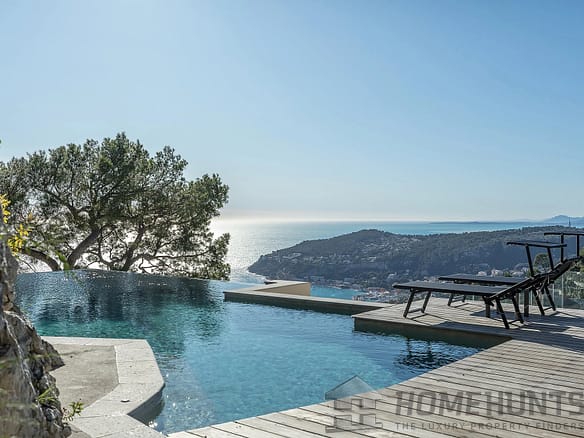 5 Bedroom Villa/House in Villefranche Sur Mer 36