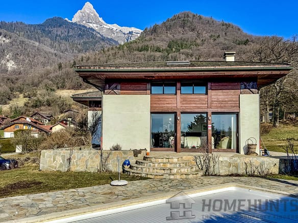5 Bedroom Villa/House in Passy 4