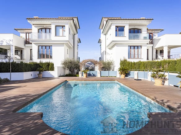 2 Bedroom Apartment in Port Andratx 4