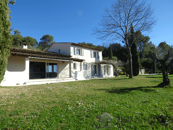 4 Bedroom Villa/House in Montauroux 22