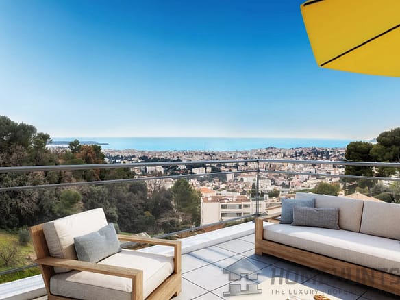 4 Bedroom Apartment in Le Cannet 7