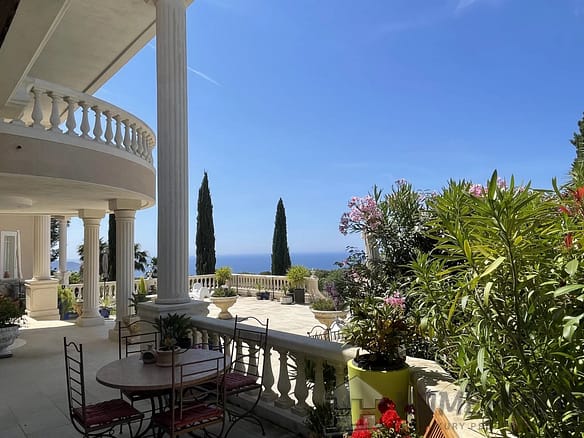 7 Bedroom Villa/House in La Ciotat 30