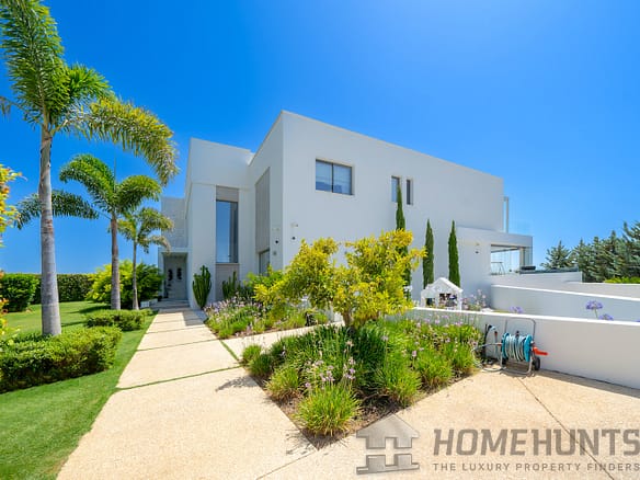 6 Bedroom Villa/House in Benahavís 9