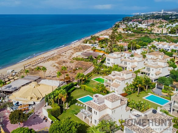 5 Bedroom Villa/House in Marbella 5