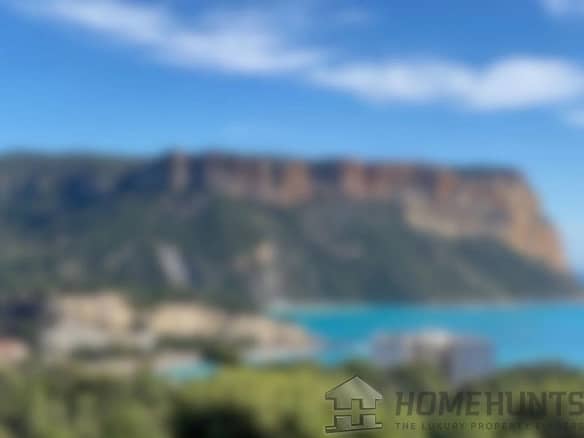 6 Bedroom Villa/House in Cassis 34