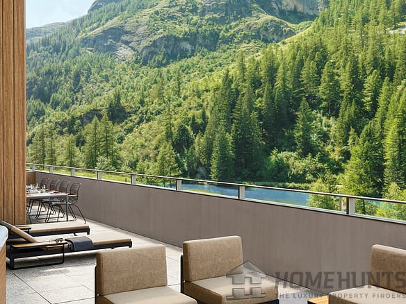 4 Bedroom Chalet in Tignes 3
