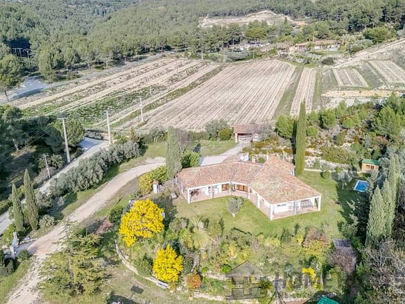 3 Bedroom Villa/House in Cassis 9