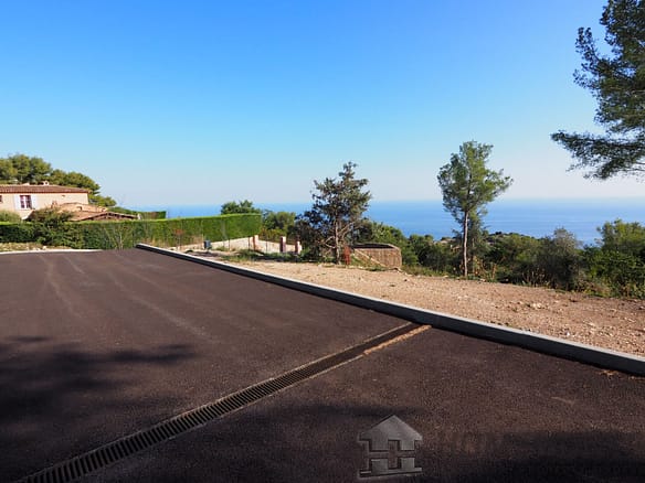 Land in La Turbie 7