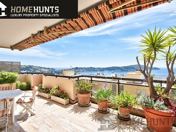 2 Bedroom Apartment in Villefranche Sur Mer 5