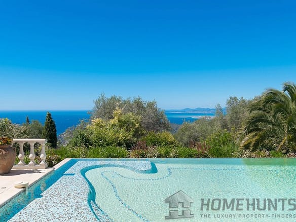 6 Bedroom Villa/House in Villefranche Sur Mer 3