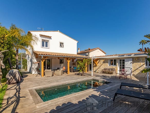 6 Bedroom Villa/House in Cap D Antibes 3