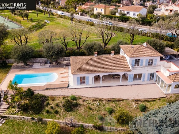 6 Bedroom Villa/House in Nice 10