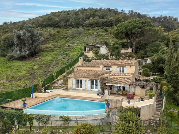 3 Bedroom Villa/House in Mandelieu La Napoule 3