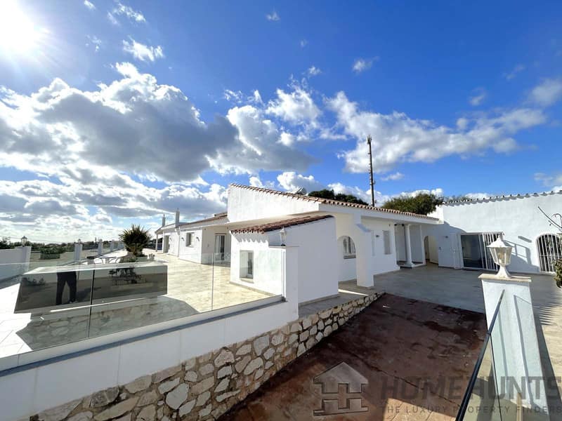 7 Bedroom Villa/House in Mijas 4