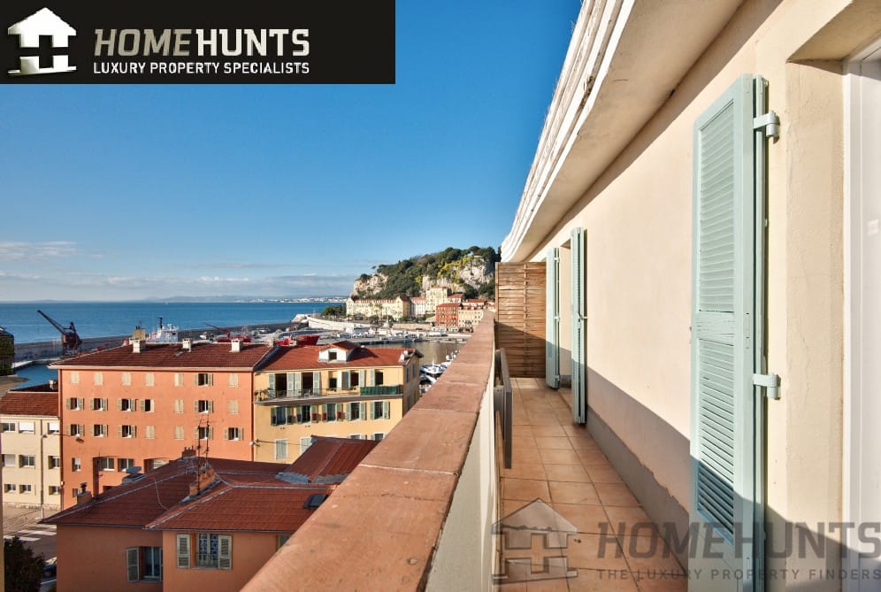 3 Bedroom Apartment in Nice - City 6