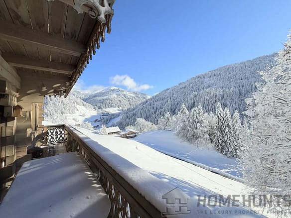 5 Bedroom Chalet in La Giettaz 3