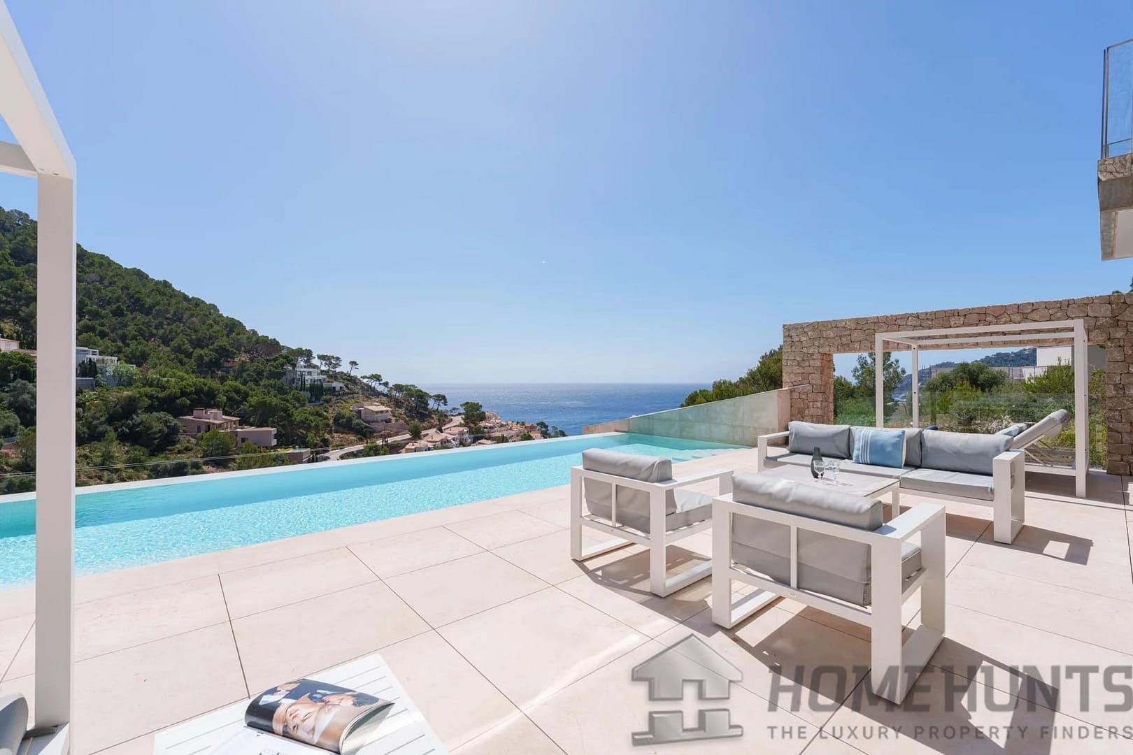 4 Bedroom Villa/House in Canyamel 6