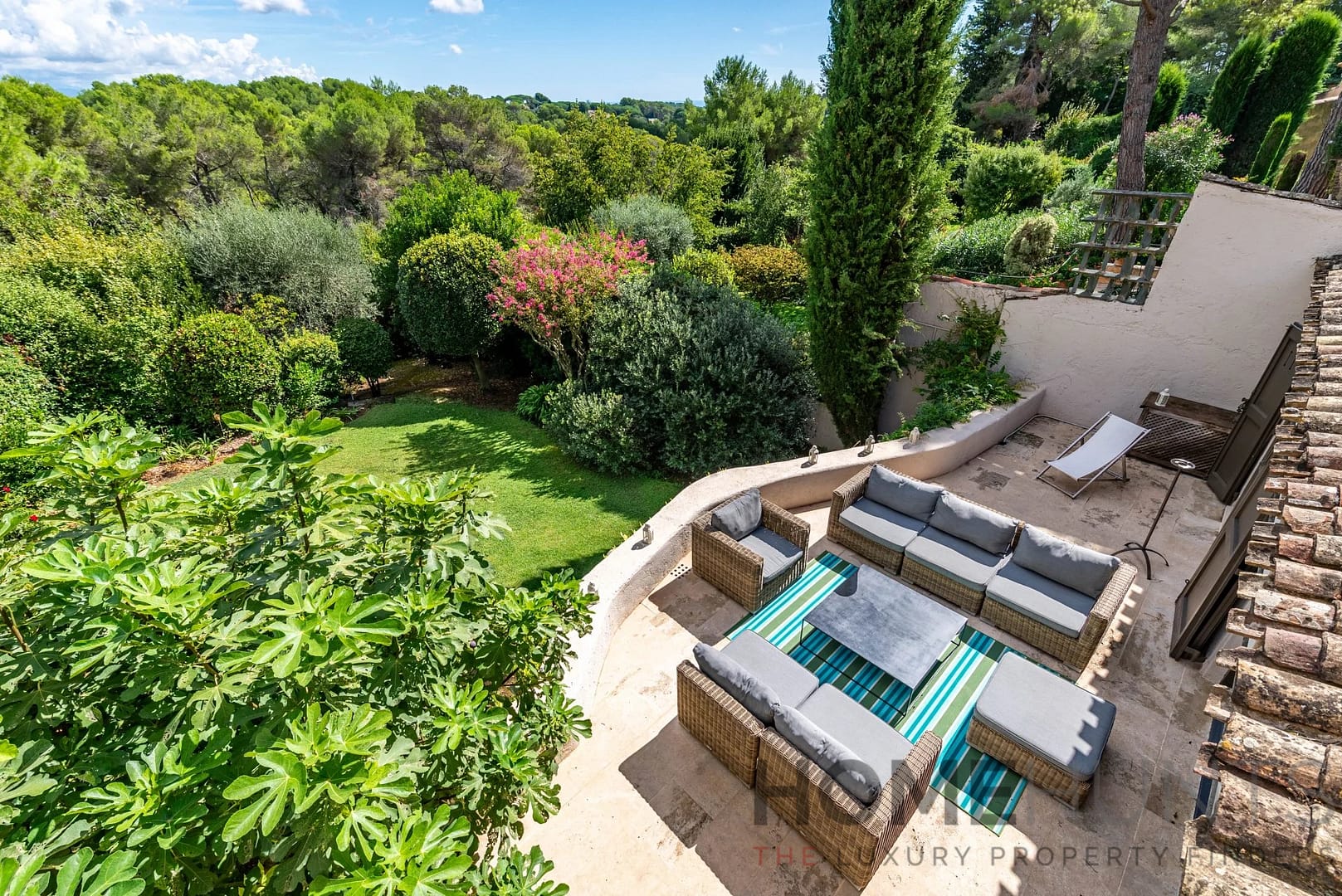 property_HH-16152023-11