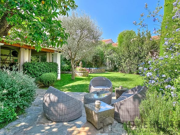 3 Bedroom Villa/House in Mougins 4