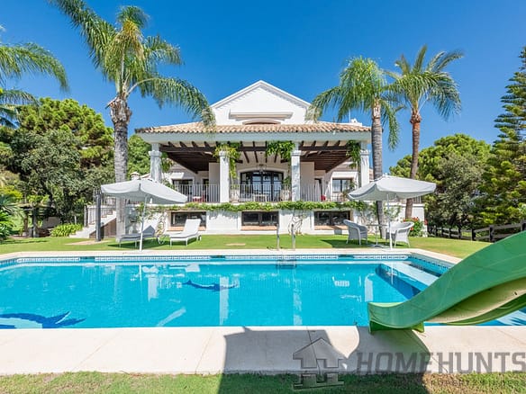 Villa/House For Sale in La Zagaleta 2