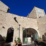 7 Bedroom Villa/House in St Gilles 10