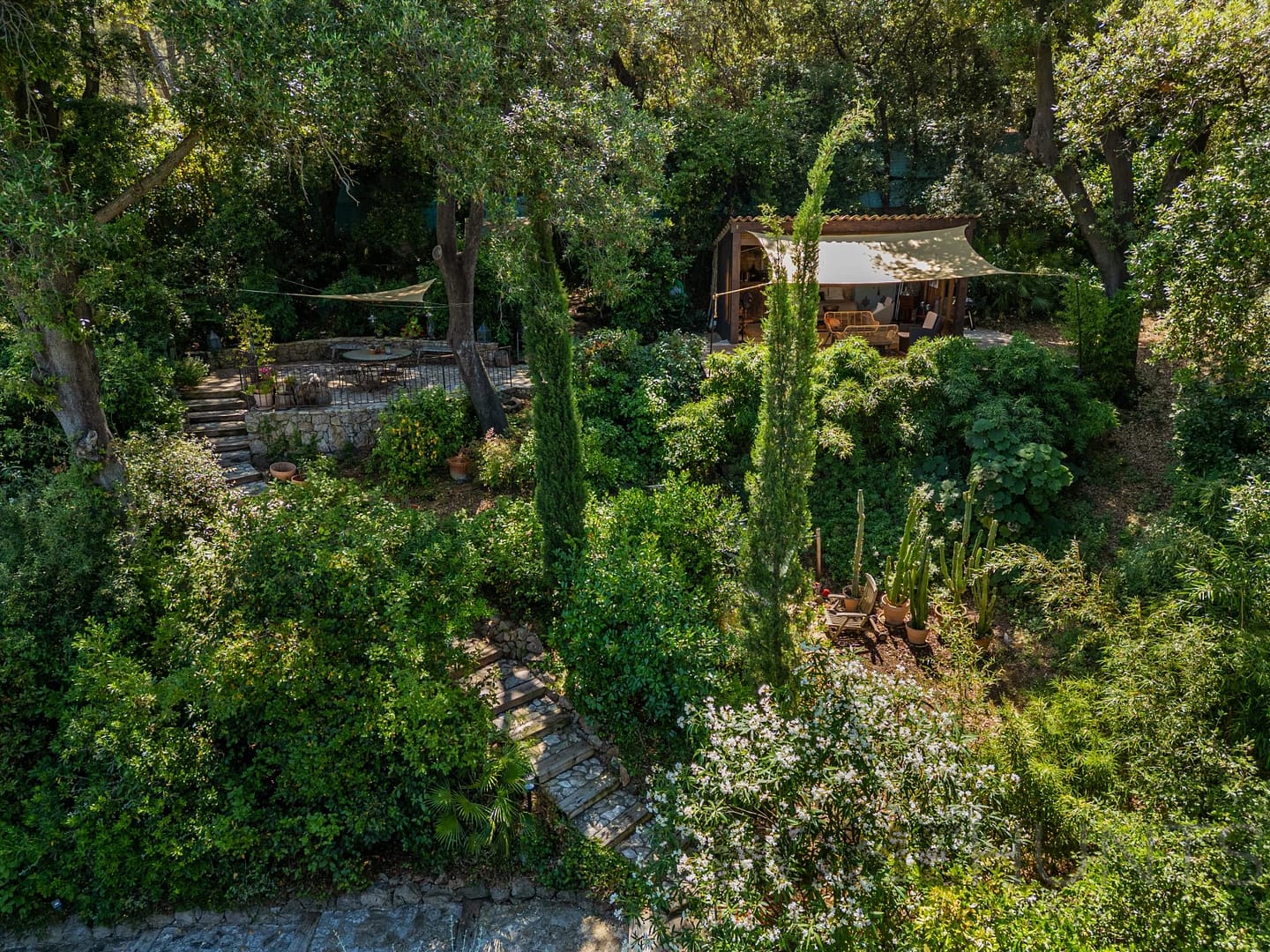 property_HH-15851461-23