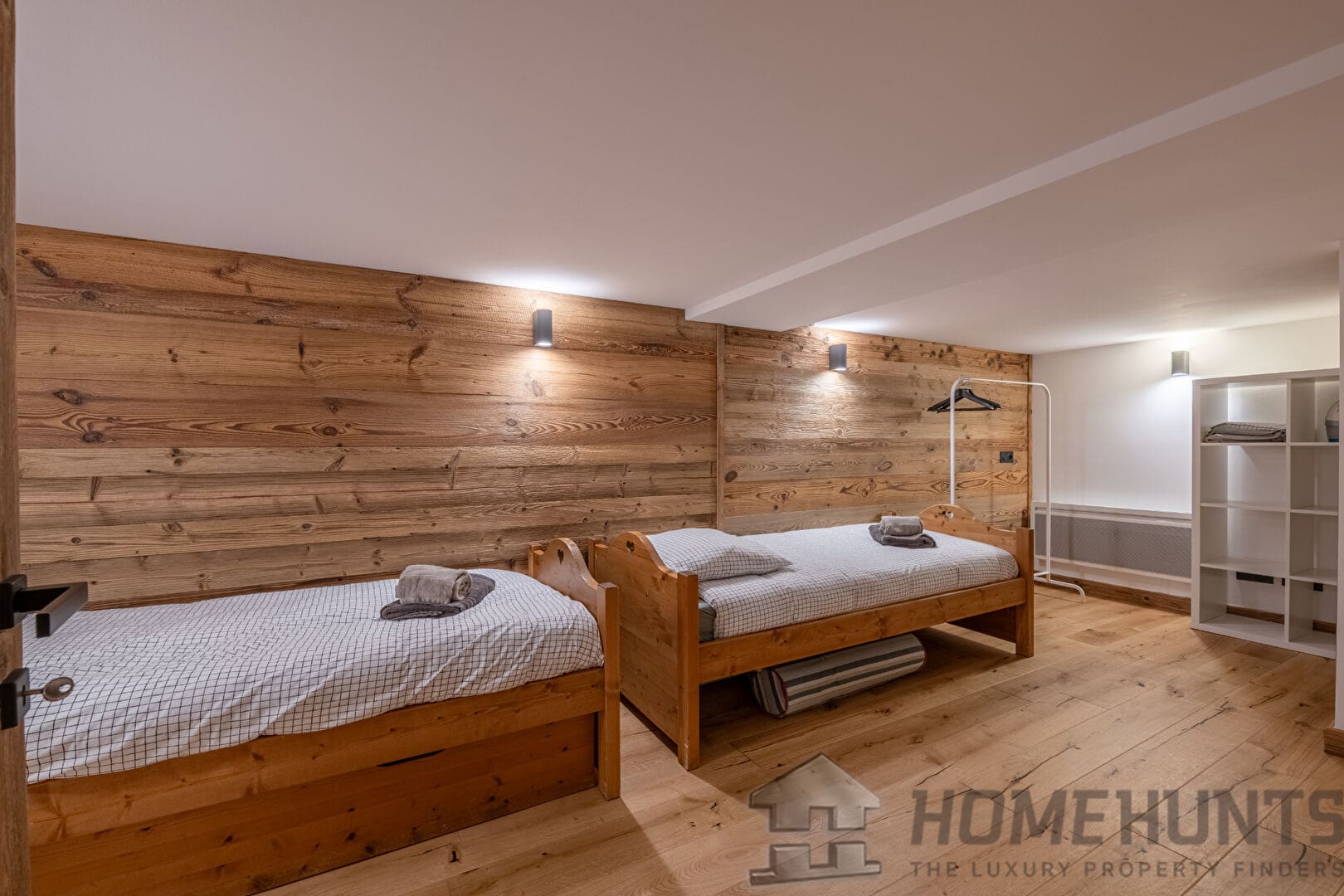 property_HH-15994313-16