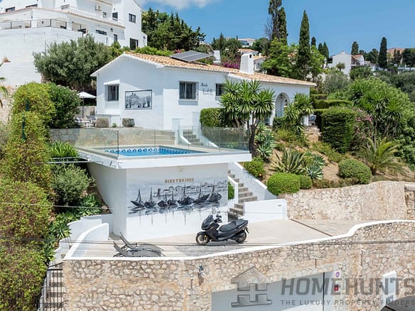 Villa/House For Sale in Torreblanca 10